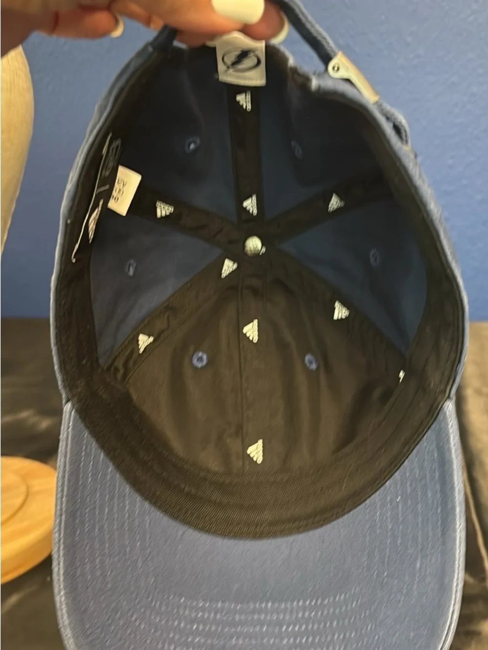 Officially Licensed Adidas NHL Tampa Bay Lightning Slouch Adjustable Dad Hat.